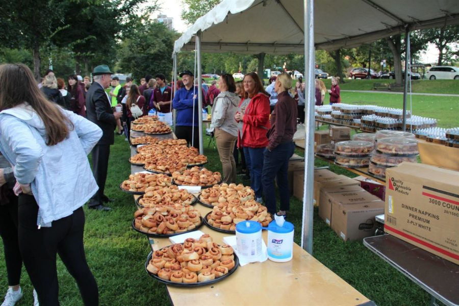 Every walk day begins with breakfast! 