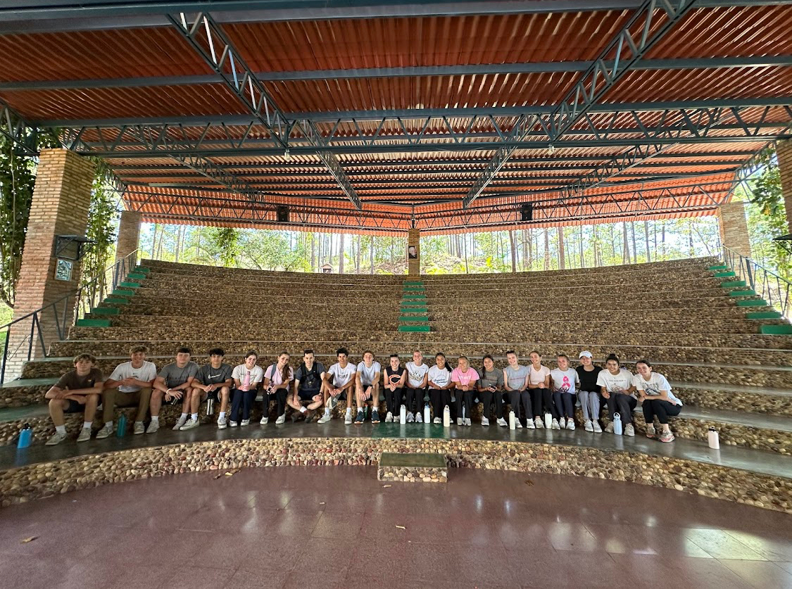 Ignatius Students Immerse in NPH Honduras