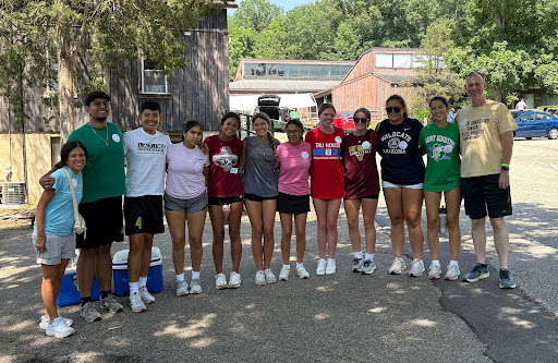 Saint Ignatius students on summer immersion trip 